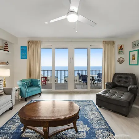 Exceptional Laketown Wharf 1816 Condo! Resort Type Amenities